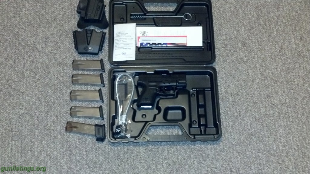 Pistols Springfield XD40 Subcompact + Extras