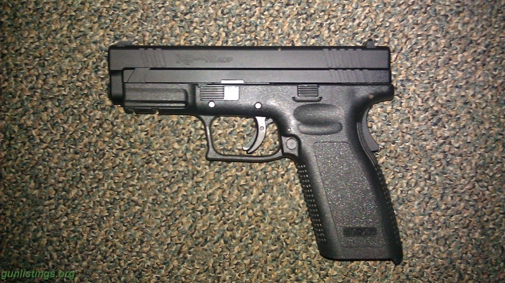 Pistols Springfield XD45