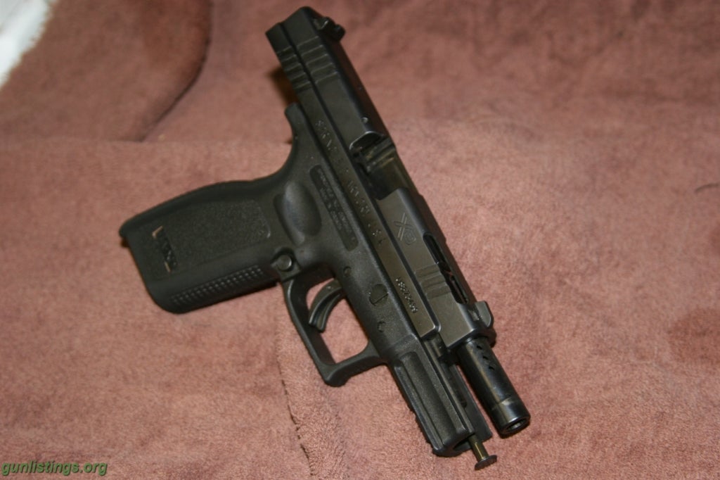 Pistols Springfield XD V-10