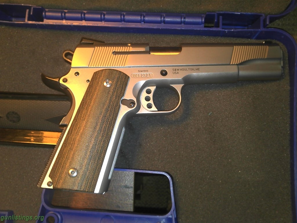 Pistols Sw 1911