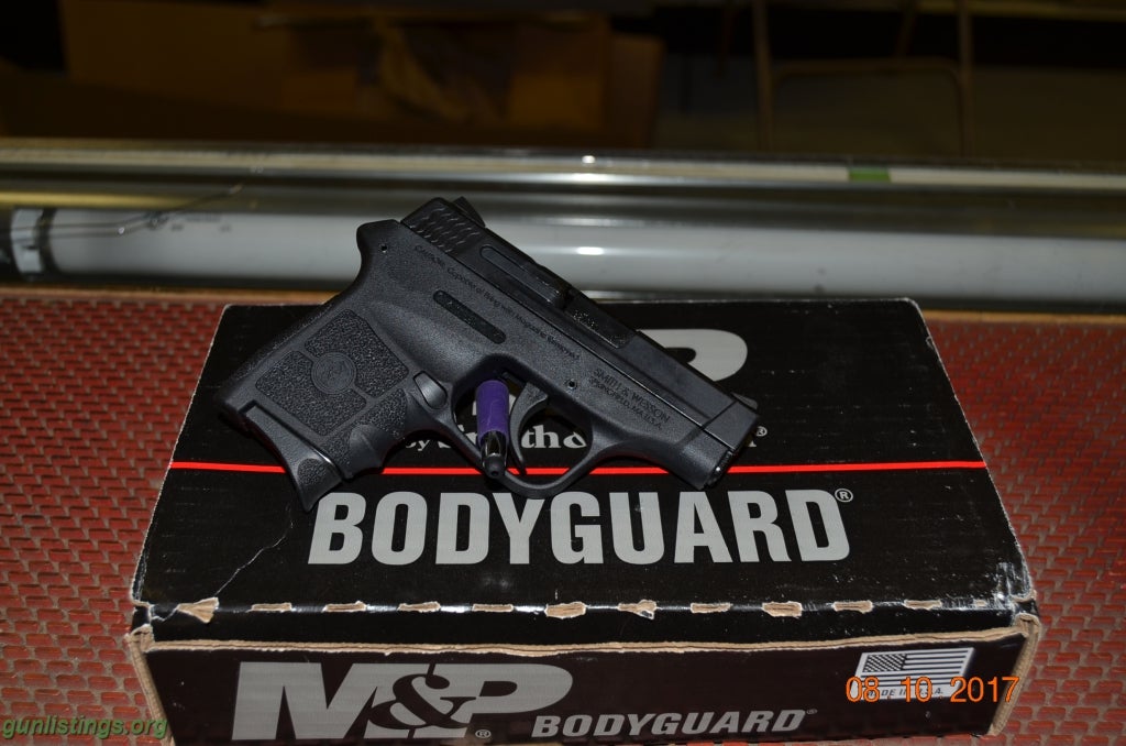 Pistols S&W 380 BODYGUARD