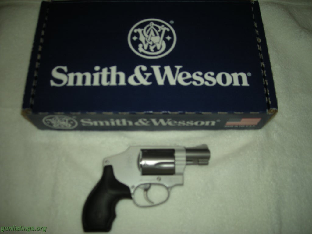 Pistols S&W 642