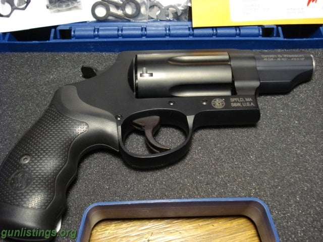 Pistols S&W Governor