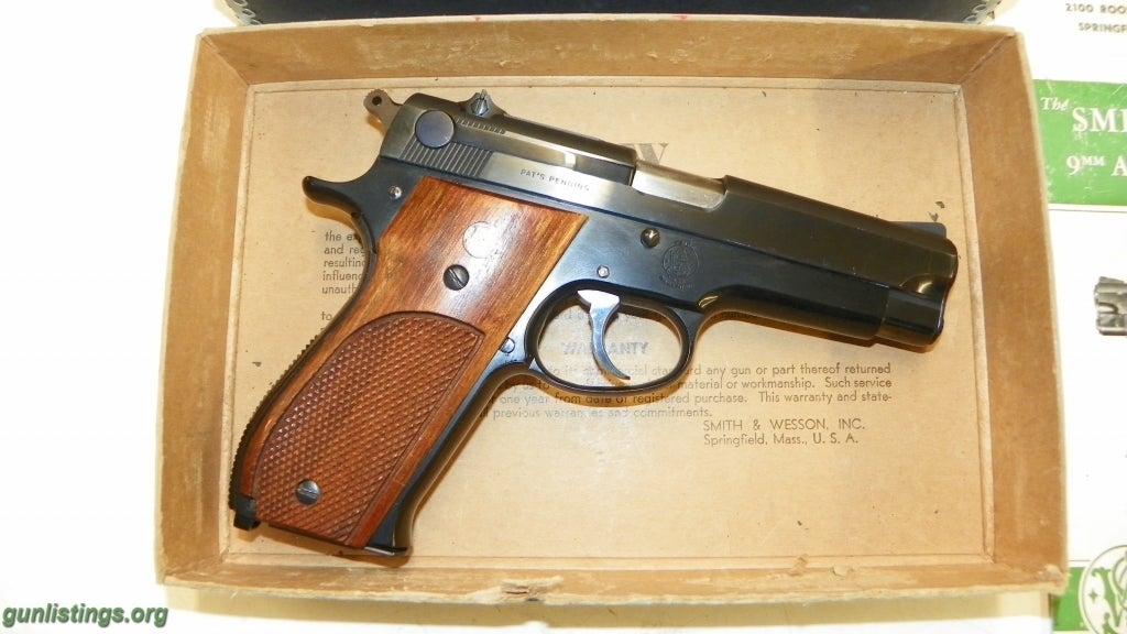 Pistols S&W Model 39 NIB Mfg. 1957-REDUCED