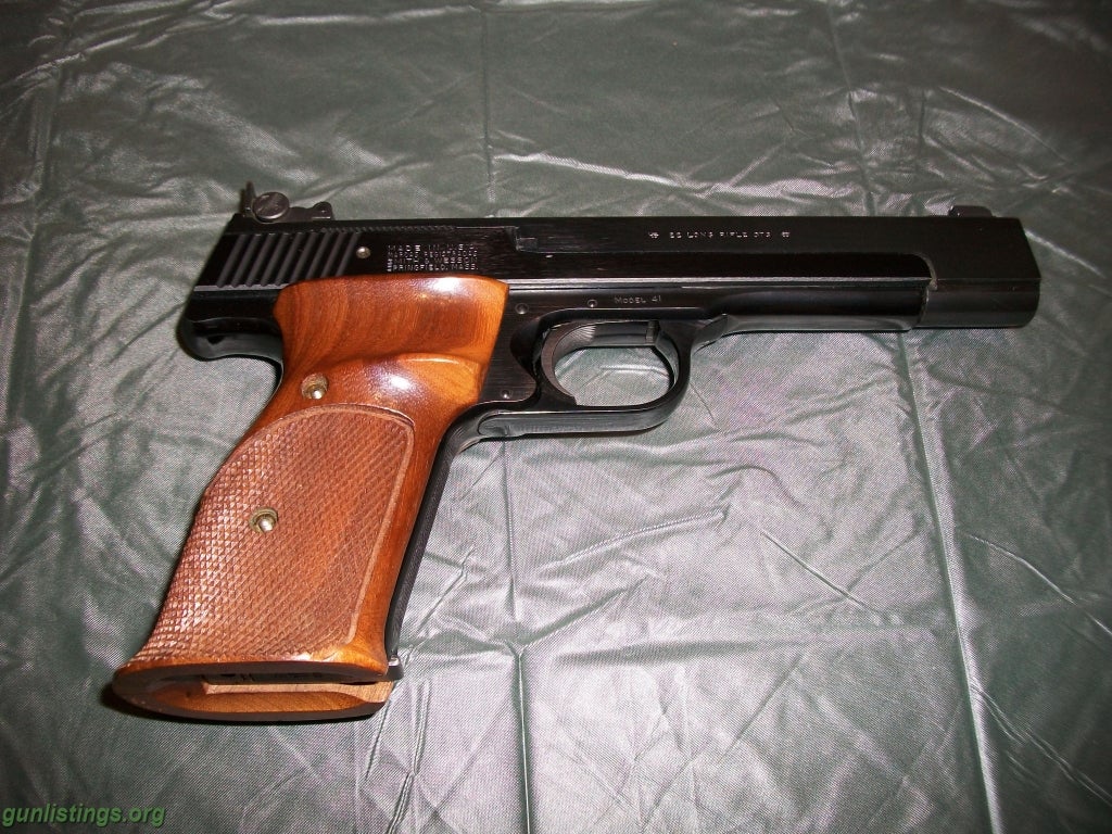 Pistols S&W Model 41