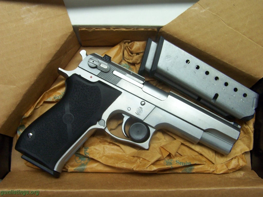 Pistols S&W Model 4506 With Night Sights In 45 ACP