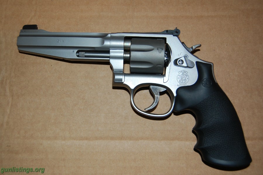 Pistols S&W Model 986 - Pro Series 9mm Double Action