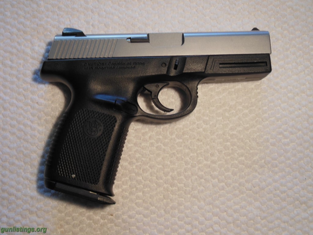 Pistols S&W SW40VE - .40 S&W