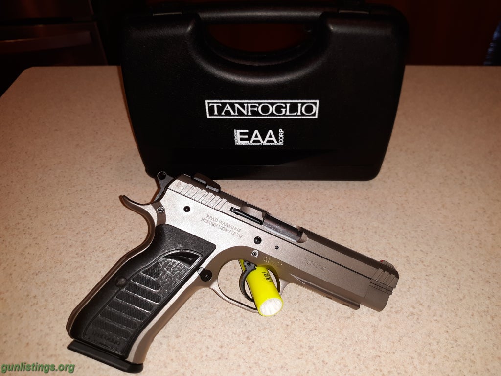 Pistols Tanfoglio EAA Witness .45ACP Stainless With Ammo