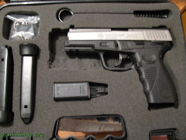 Pistols TAURUS 45