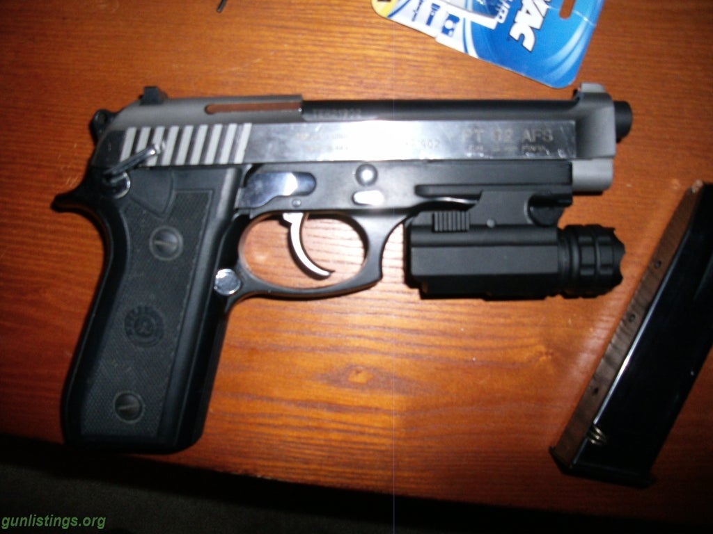 Pistols Taurus 92a