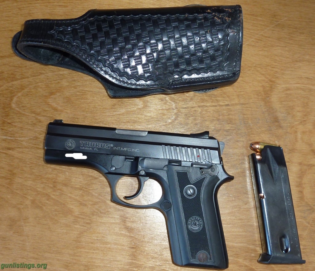 Pistols Taurus  PT940