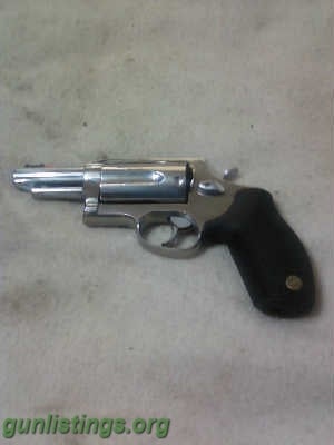 Pistols Taurus Judge Revolver 3