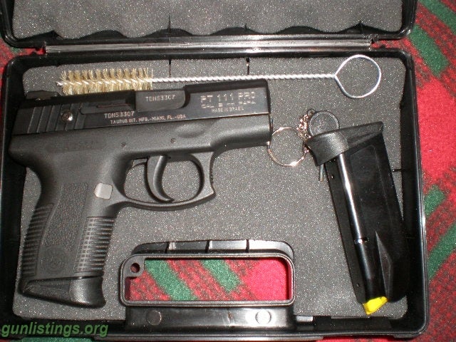 Pistols TAURUS MILLENNIUM PT111 PRO 9MM