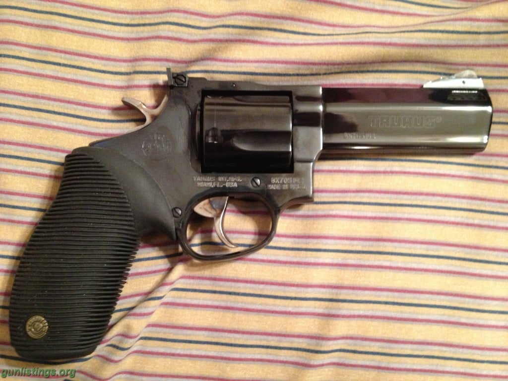 Pistols Taurus Tracker 44 Mag