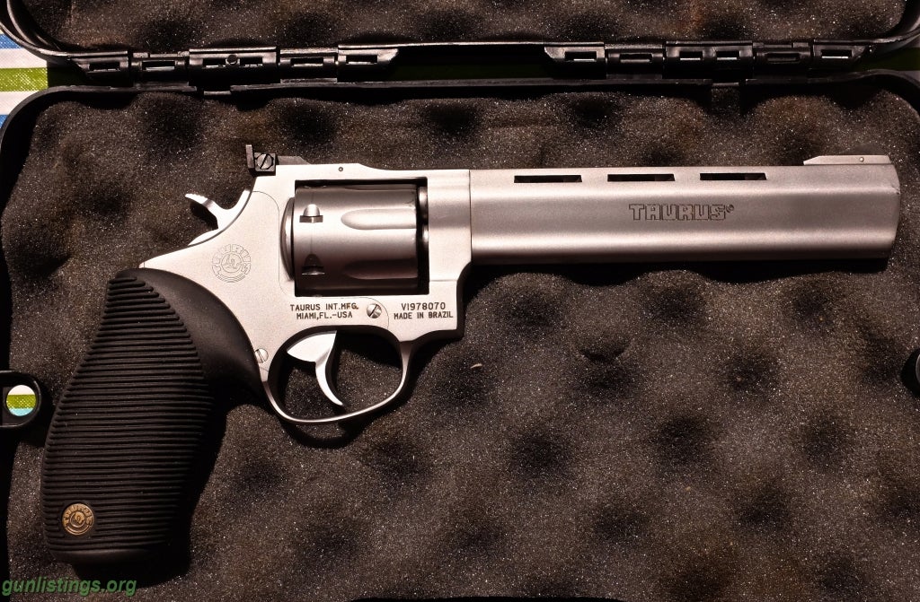 Pistols Taurus Tracker Stainless .22 Magnum