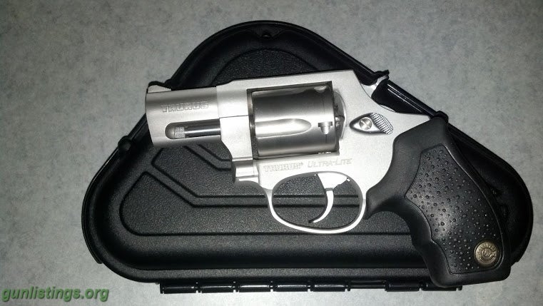 Gunlistings.org - Pistols Taurus ULTRA-LITE M85, .38 SPL., SS, 2