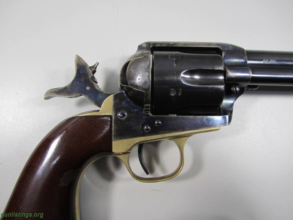 Pistols Taylor/Uberti 1873 .45Colt