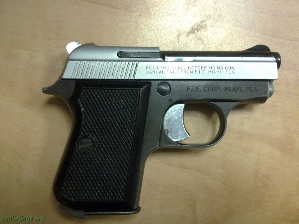 Pistols Titan 25acp