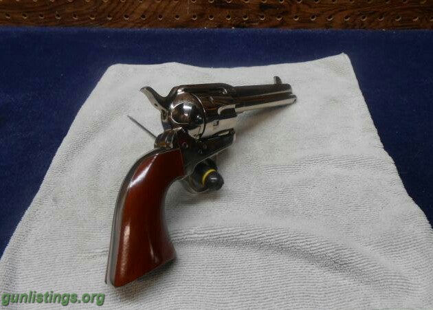 Pistols Uberti 45 Colt