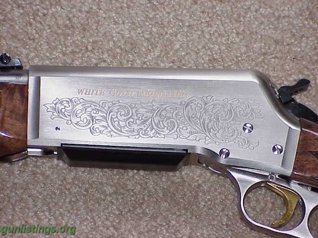 Rifles BROWNING WHITE GOLD MEDALLION NIB