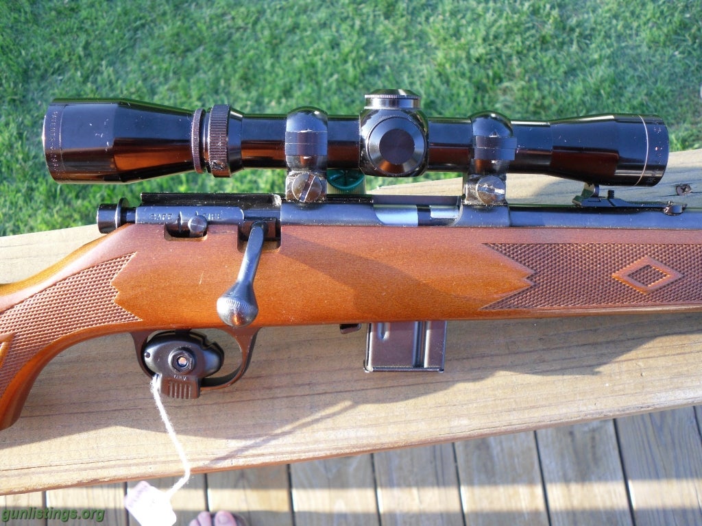 Rifles Marlin Model 25MN, 22mag W/scope