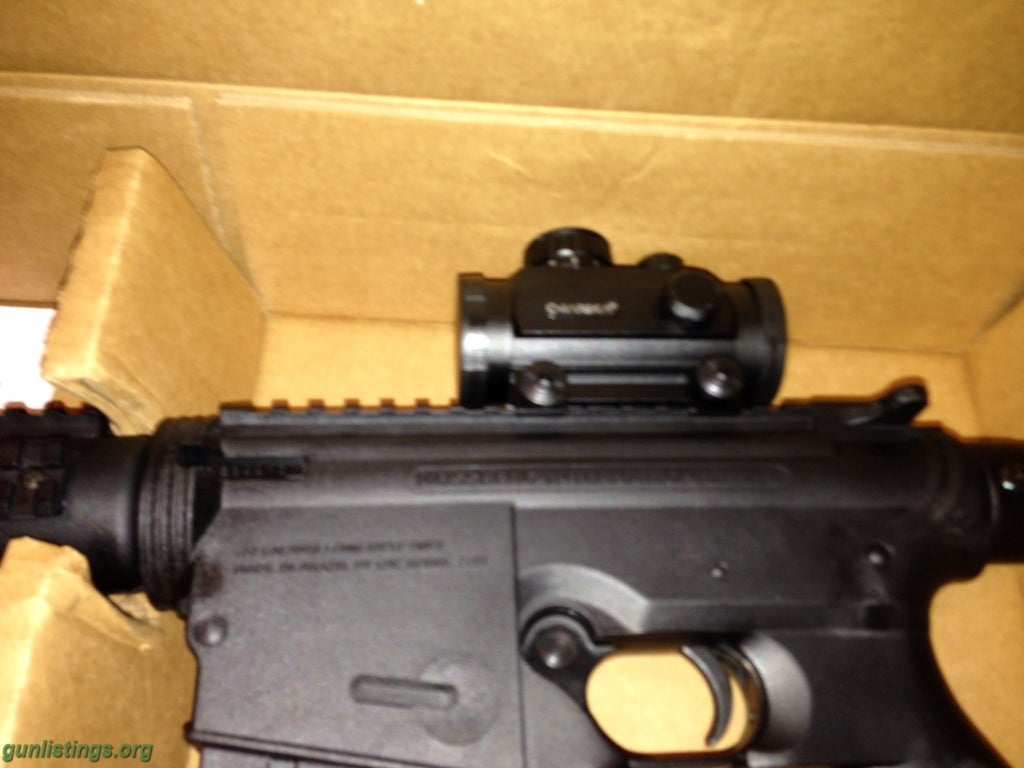 Rifles Mossberg 715t With Red Dot Scope