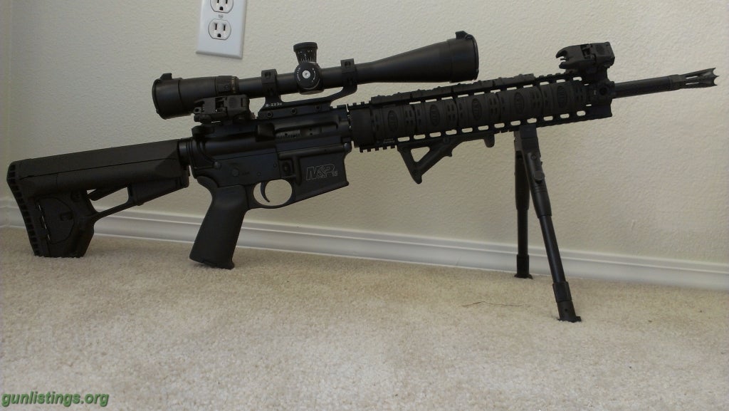 Rifles Smith And Wesson 5.56 AR15