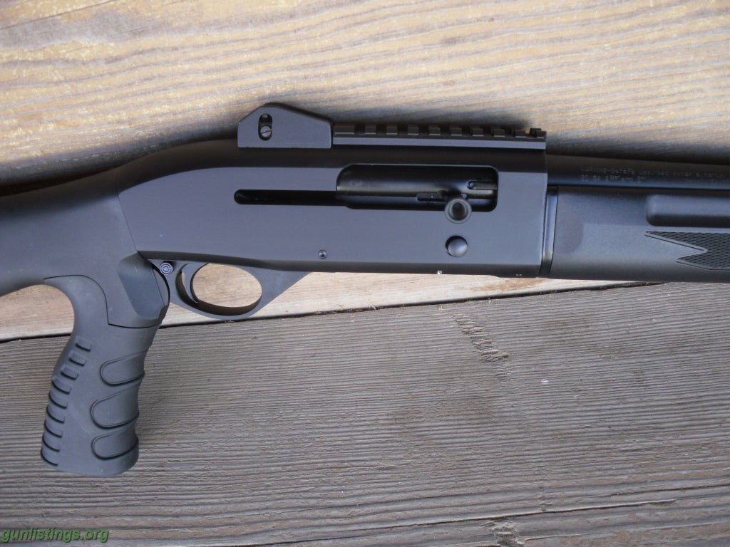 Shotguns Mossberg SA-20 Tactical, 20ga, Semi Auto, Pistol Grip