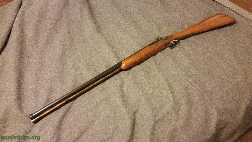 Collectibles Double Barrel Muzzle Loader. Cva