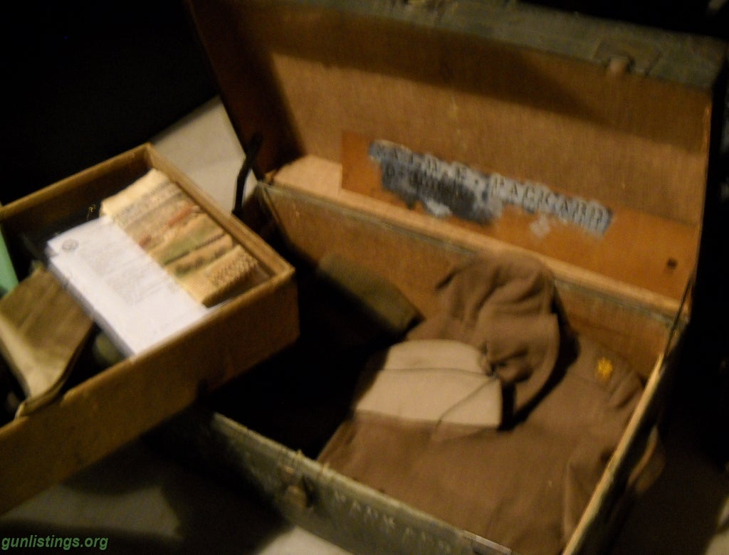 Collectibles WW II Foot Locker With Original US Soldierâ€™s Contents