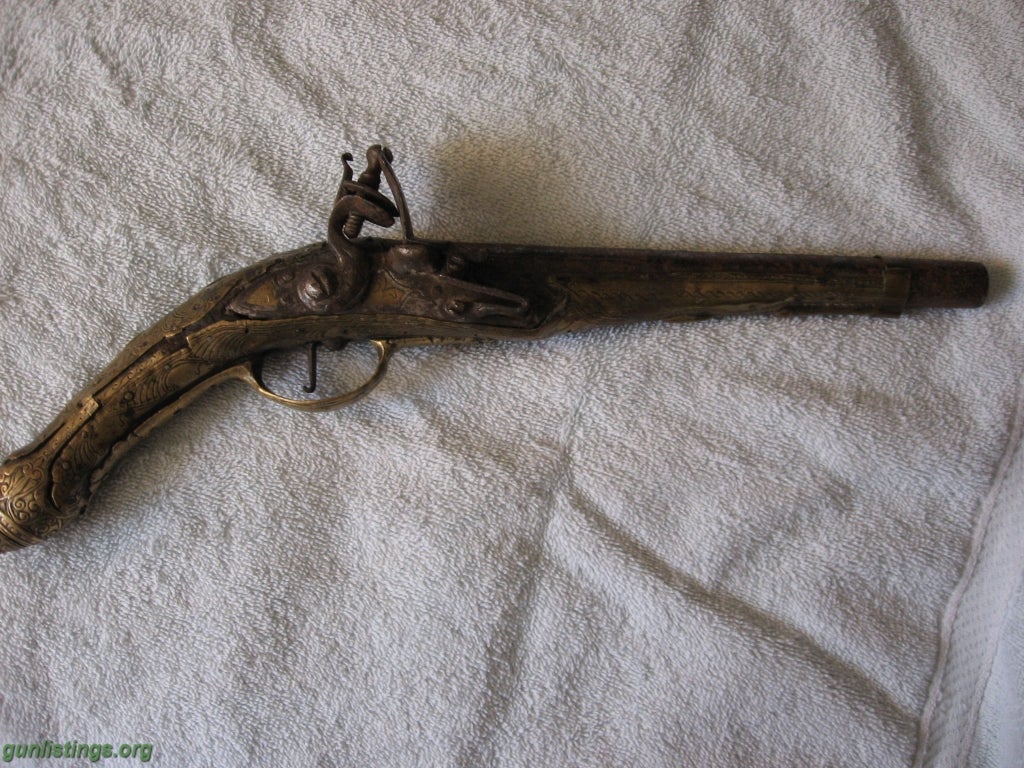 Pistols 17th. CENTURY FLINTLOCK PISTOL