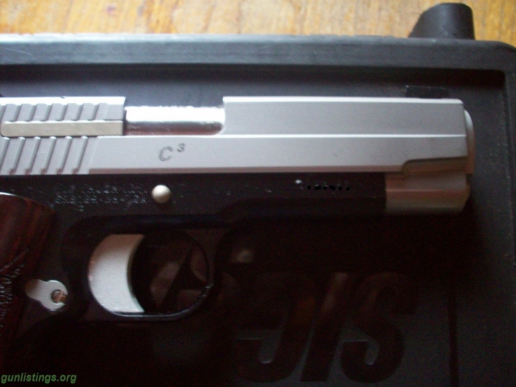 Pistols 1911 Sig C3