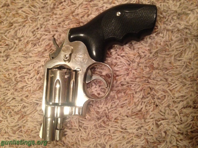 Pistols 357 Stub Nose Revolver