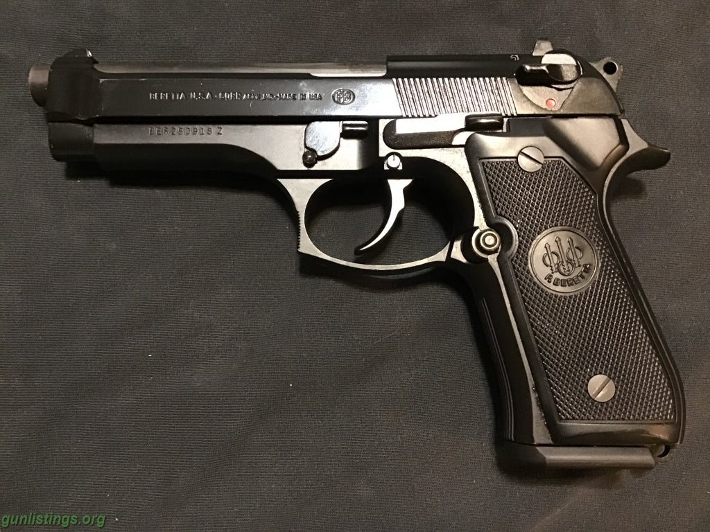 Pistols Beretta FS