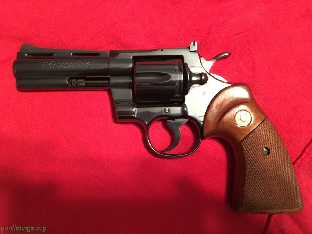 Pistols Colt Python