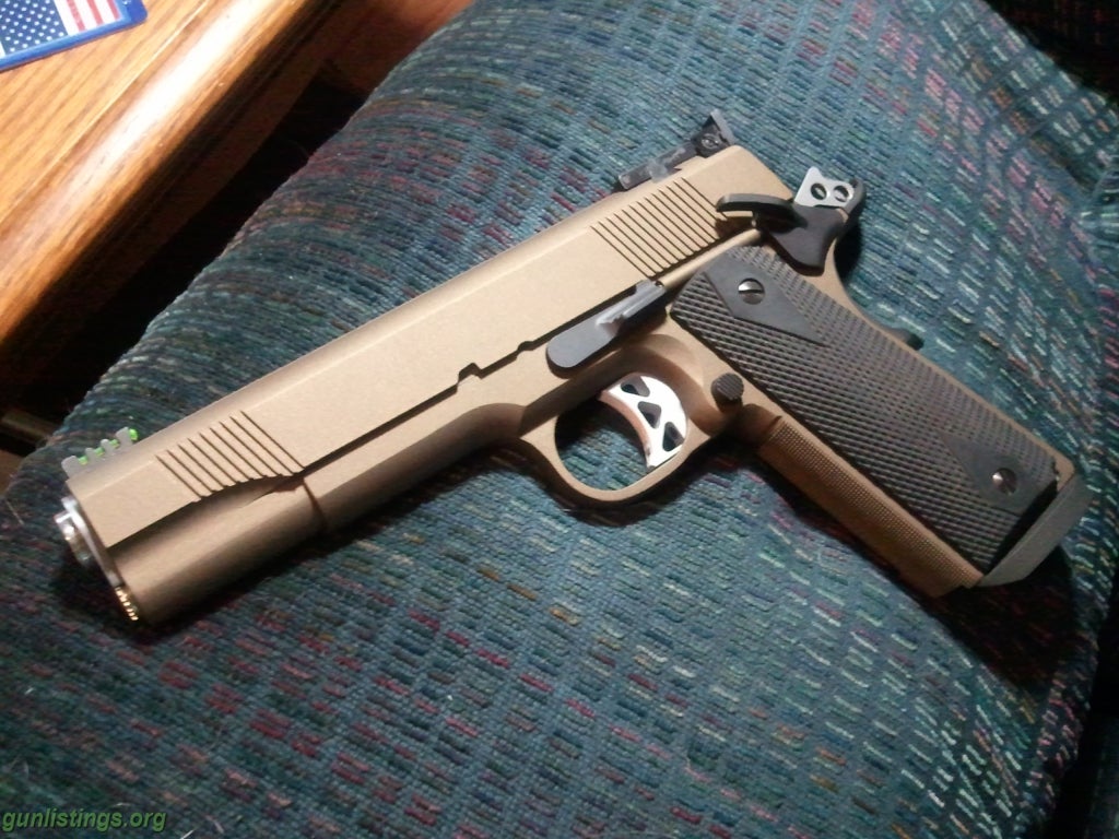 Pistols Custom 1911 9mm