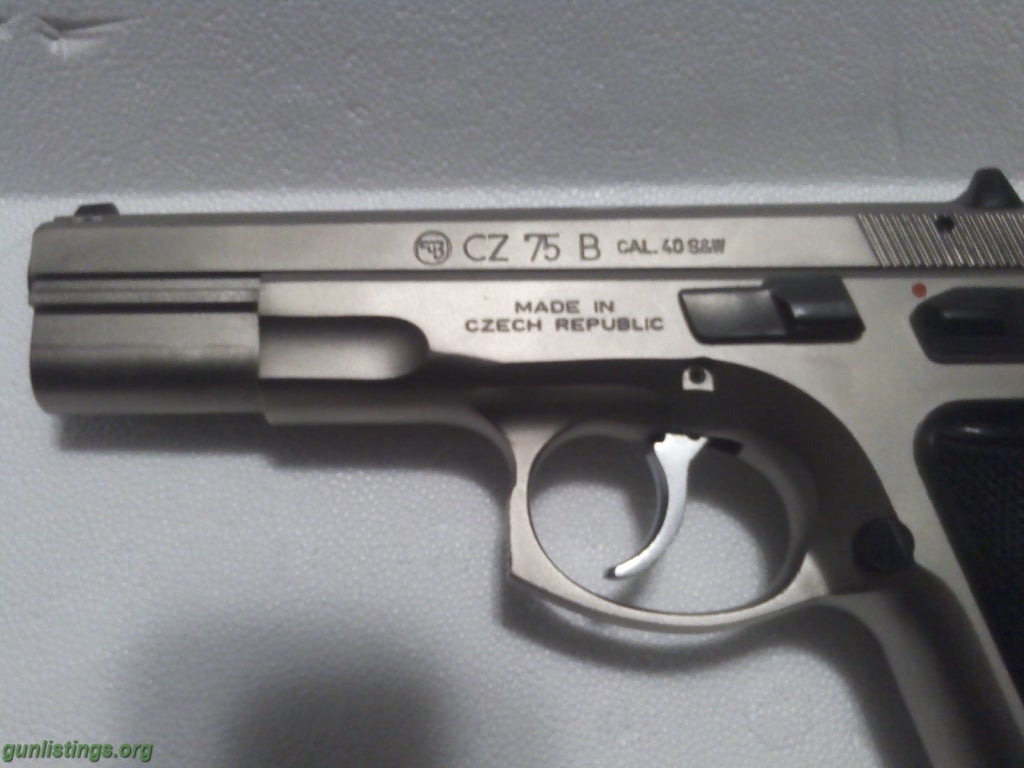 Pistols CZ Model 75b .40 Cal Stainless