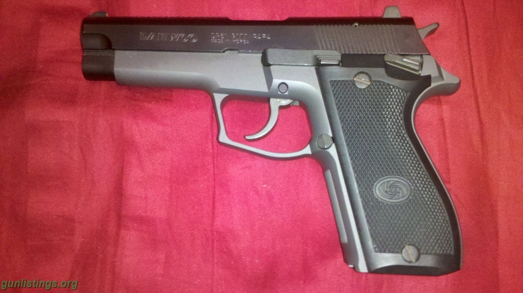 Pistols Daewoo DP51