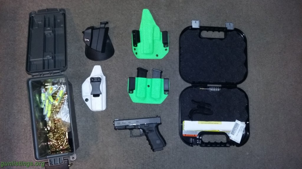 Pistols Glock 19 Gen 4 With Extras