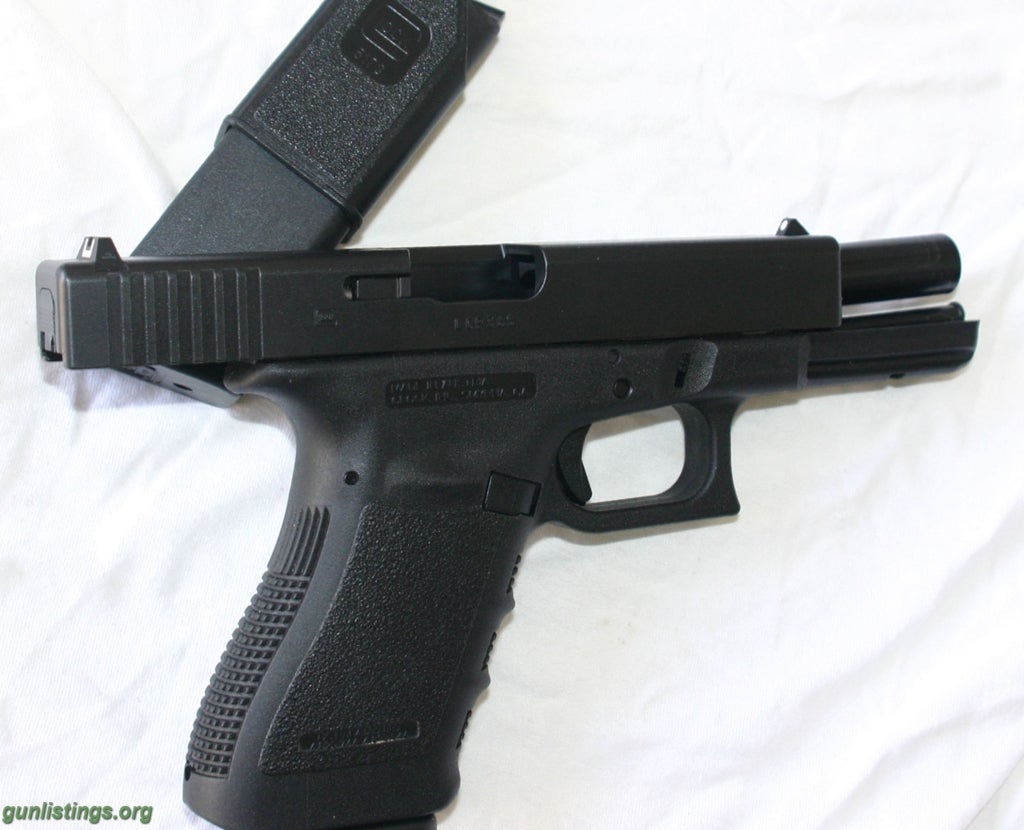 Pistols Glock 21 (45ACP)