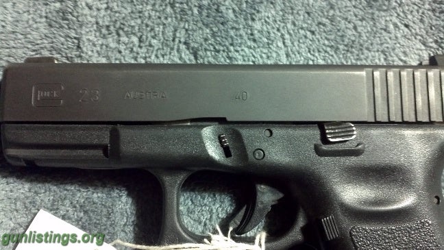 Pistols Glock 23