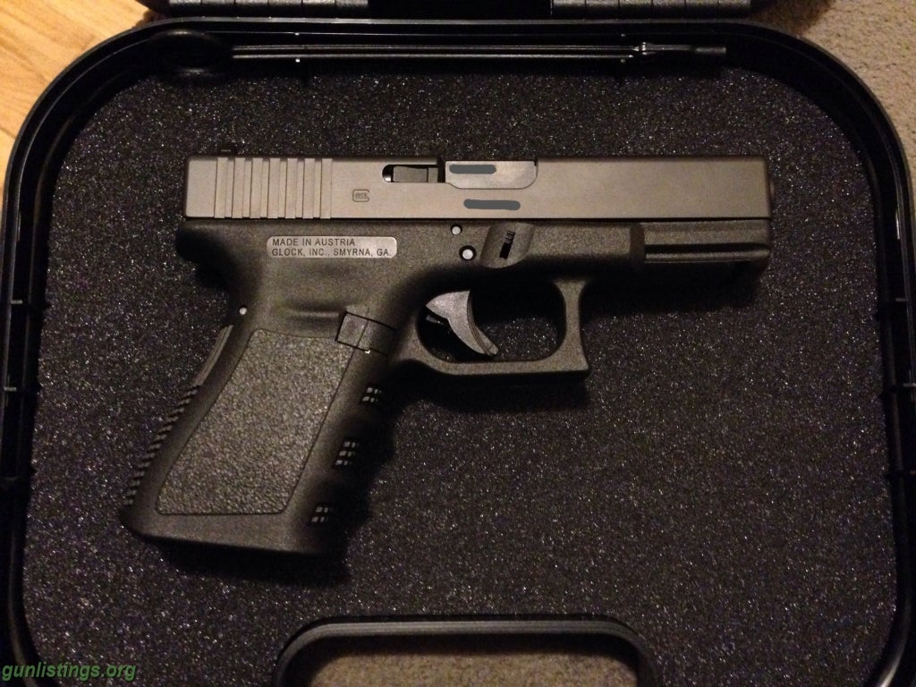 Pistols Glock 23 Gen 3 .40 Caliber