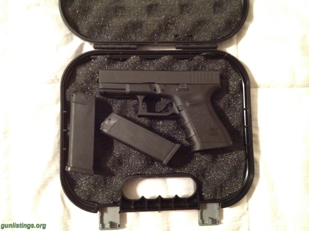 Pistols Glock 23 W/ Meprolight Night Sights