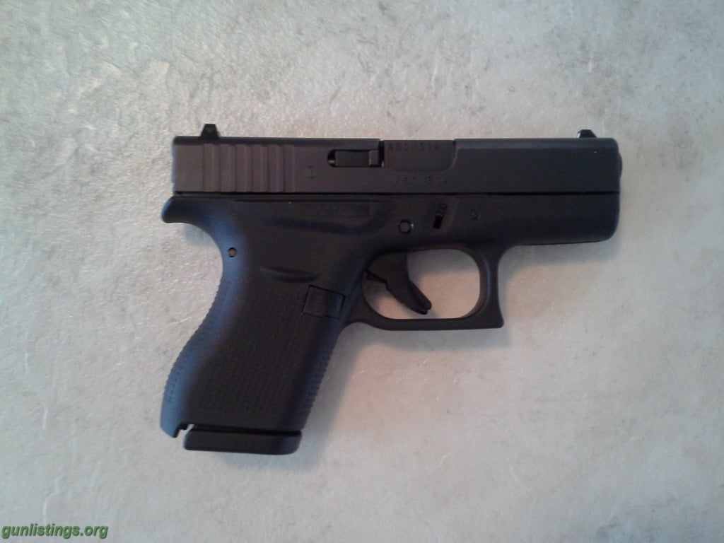 Gunlistings.org - Pistols Glock 42 .380 Auto