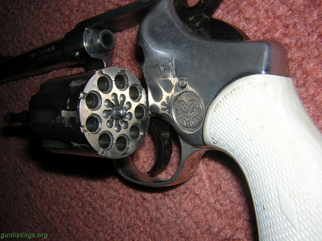 Pistols Hi-Standard 22 Revolver