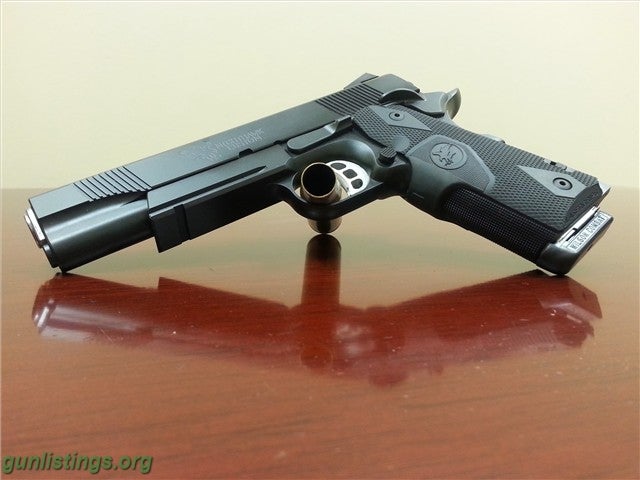 Pistols HK USP 45  -   Nighthawk Custom GRP 10mm