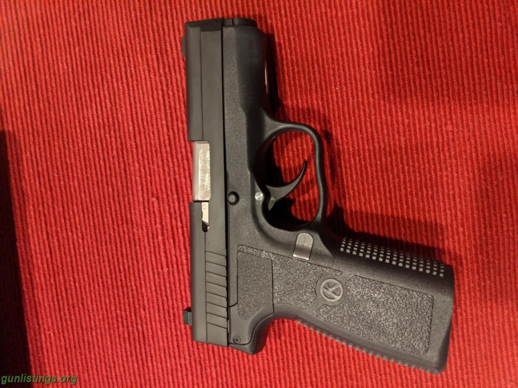 Pistols KAHR P45