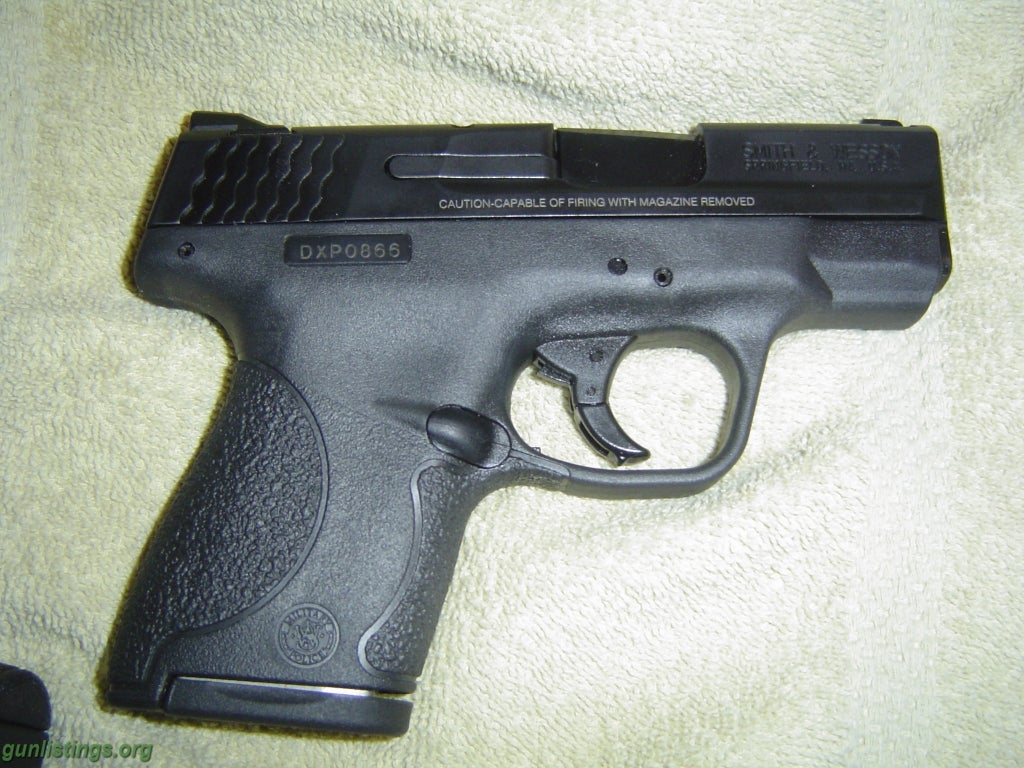 Pistols M & P Shield 9mm