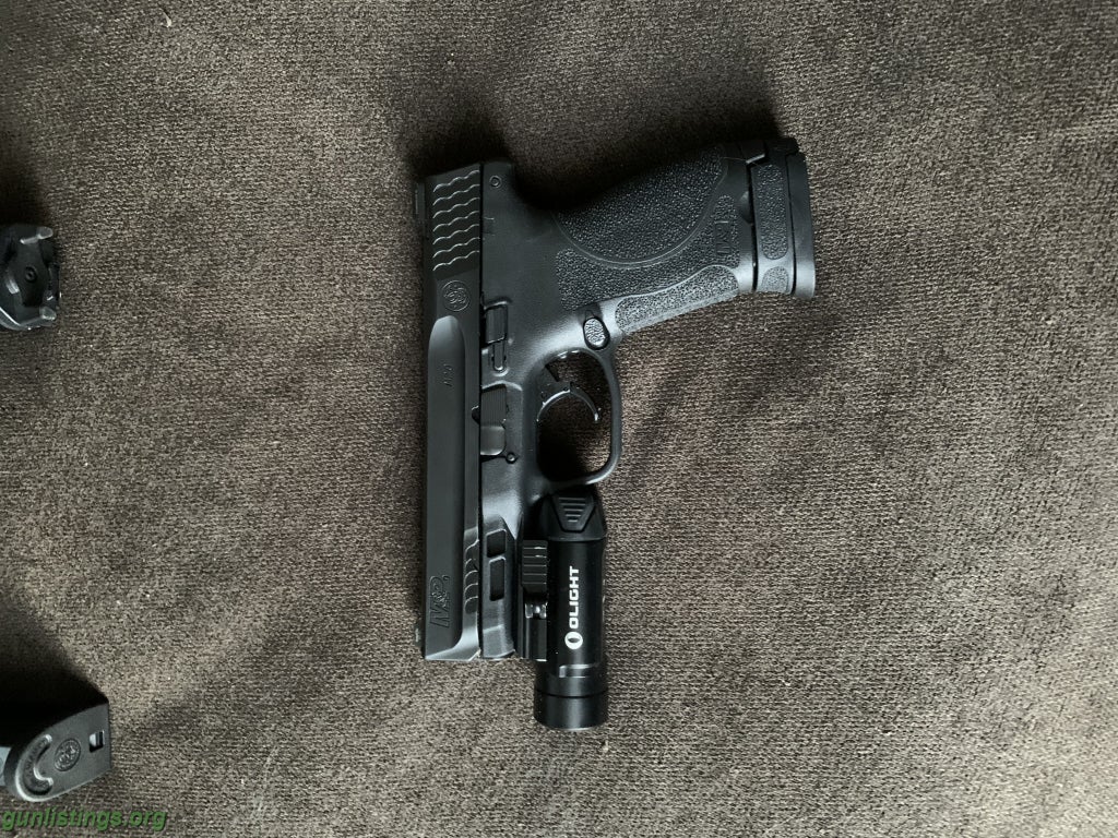 Pistols M&P9 2.0 Compact 4â€